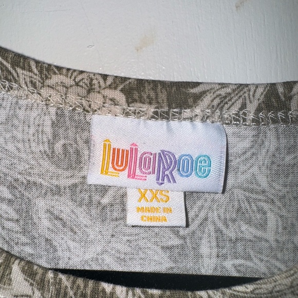 New LuLaRoe Carly Women’s Dress or Shirt Gray Floral Pattern Size XXS - Picture 5 of 7